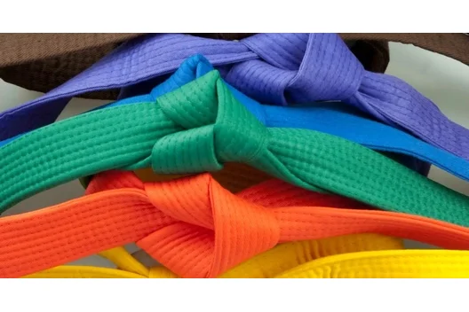 مدت زمان هر کمربند در کاراته