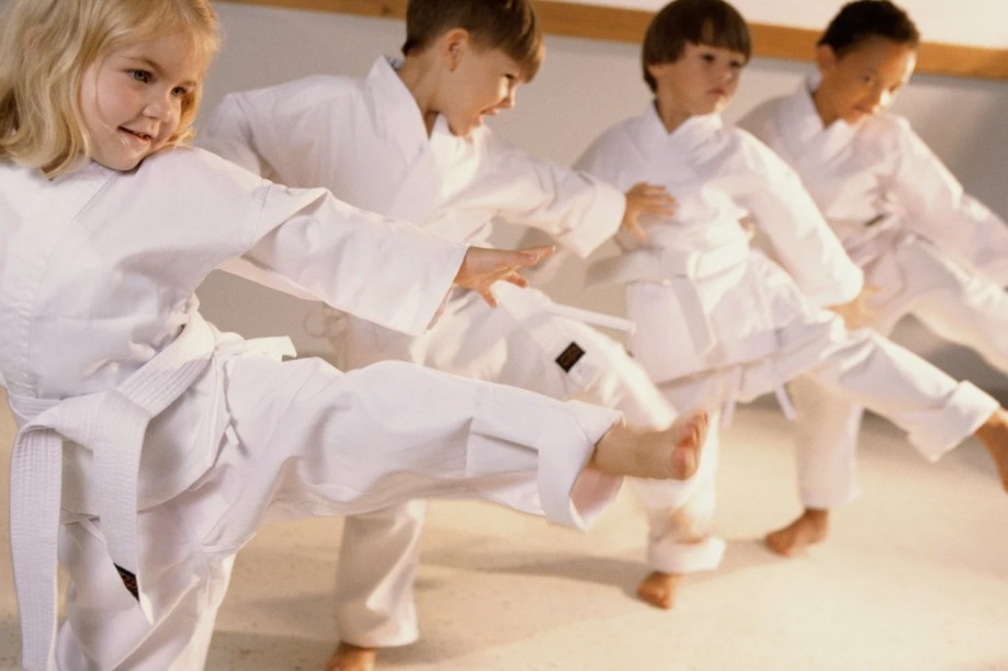 فواید کاراته برای کودکان