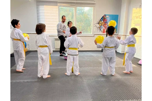 آشنایی با بهترین باشگاه کاراته در تهران؛ جایی برای رشد و قهرمانی فرزندتان